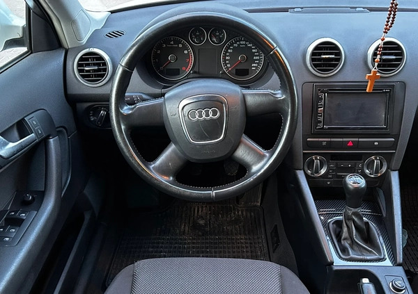 Audi A3 cena 26500 przebieg: 230000, rok produkcji 2009 z Kraków małe 154